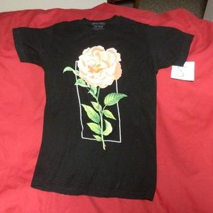 Womens SHAWN MENDES concert tshirt